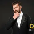 Rolul dealerului: mai mult decât un simplu distribuitor de cărți